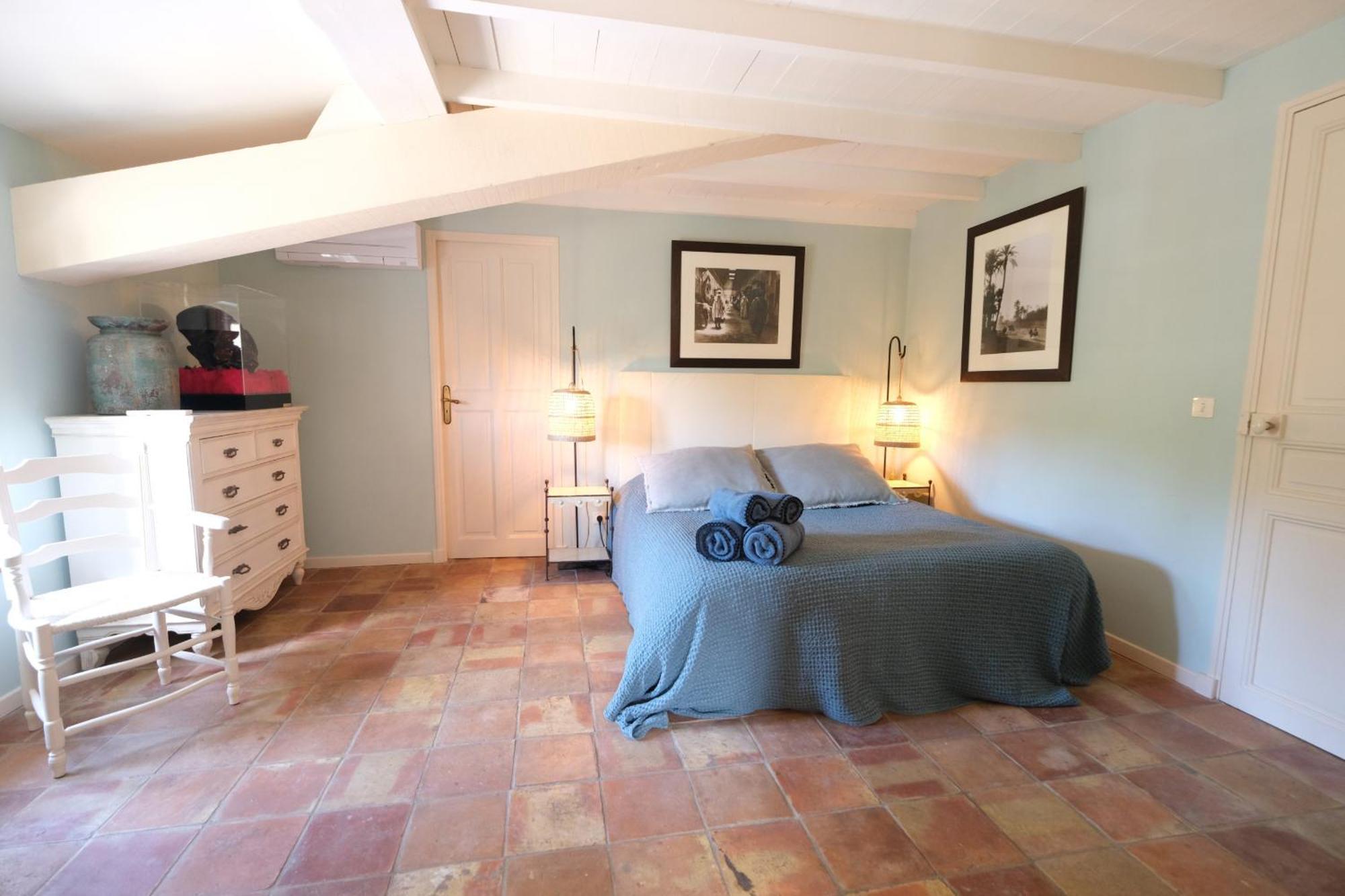 Typical Provencal Farm House Close To L'Isle Sur La Sorgue - 12 Persons Cavaillon Exterior photo