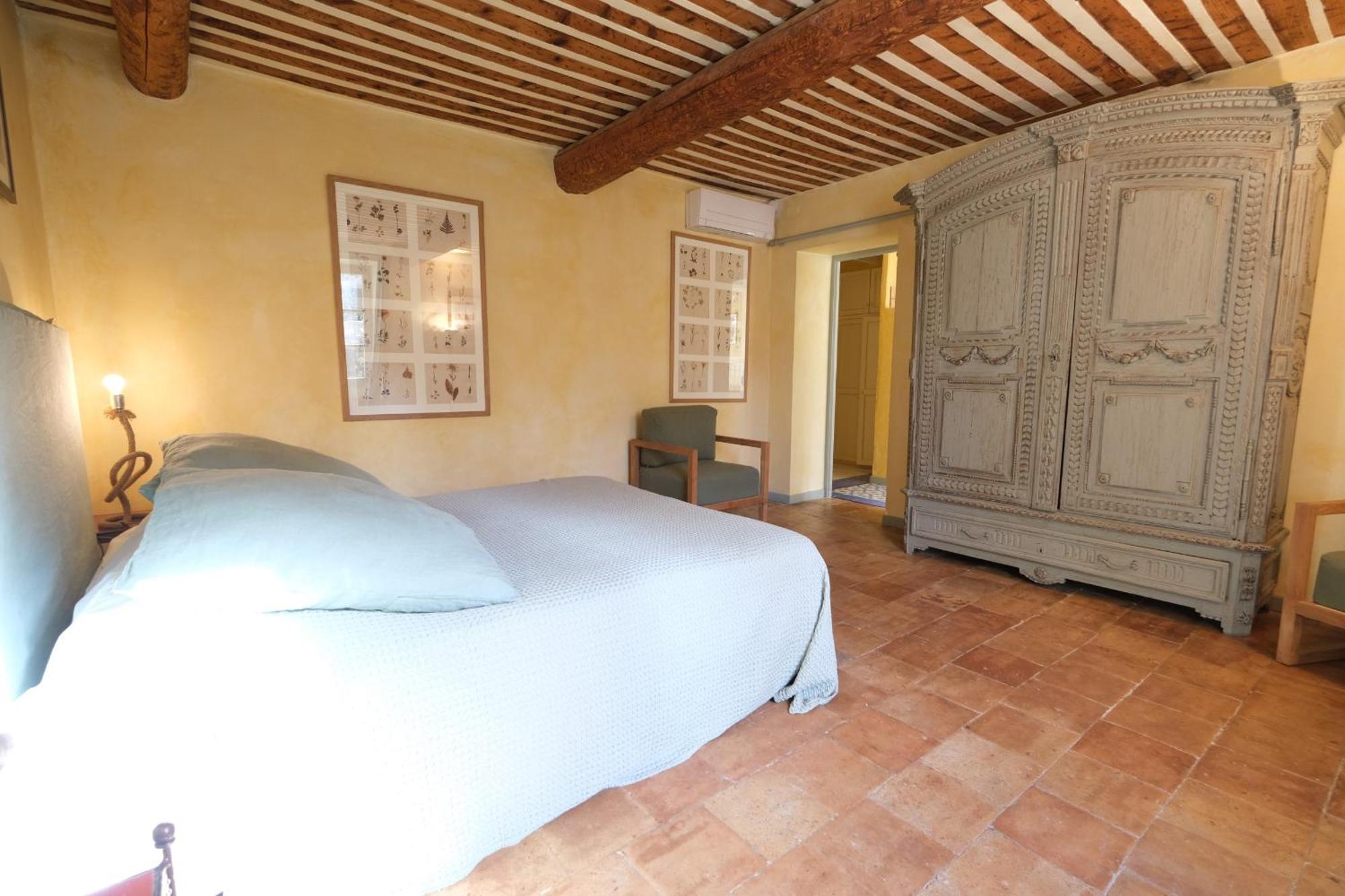 Typical Provencal Farm House Close To L'Isle Sur La Sorgue - 12 Persons Cavaillon Exterior photo